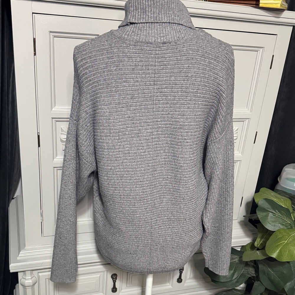 Cyrus Gray Turtleneck Sweater - Picture 6 of 8